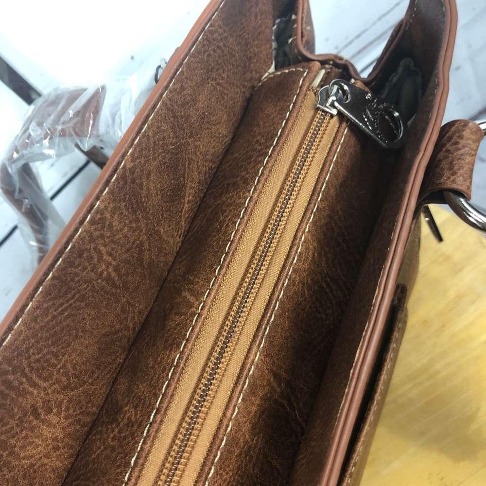 Montana West Bling Bling Concealed Carry Tote NWT - Picture 7 of 8